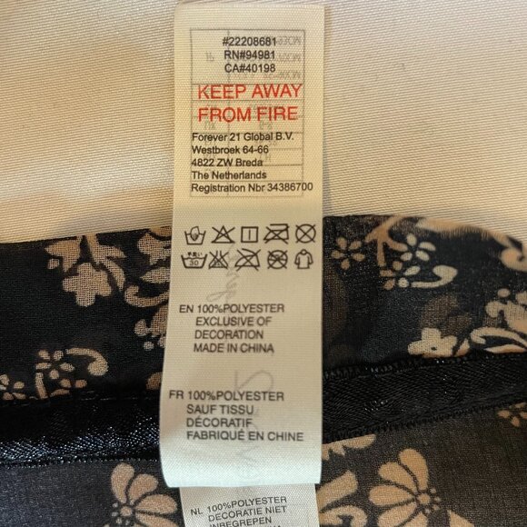 Forever 21 Robe Baroque Pattern Black Tan Ribbon Ruffle Hem Elbow Sleeves Size S - Picture 10 of 10